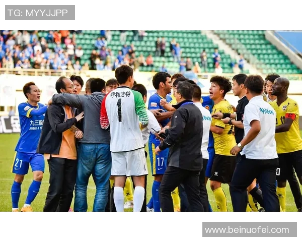 大圣推荐足球球星的背后故事与球迷热议的精彩瞬间揭秘